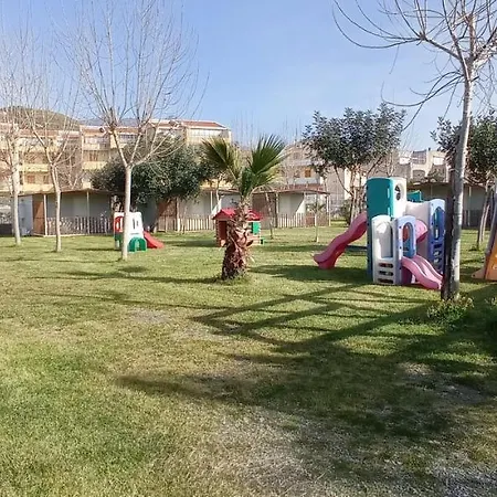 אתר קמפינג Lido Tropical