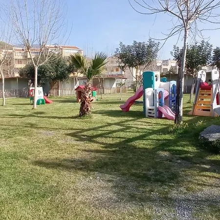 אתר קמפינג Lido Tropical דיאמנטה