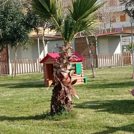 Lido Tropical אתר קמפינג *
