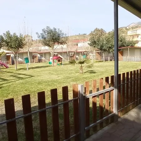 Lido Tropical אתר קמפינג דיאמנטה