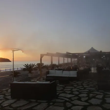 Lido Tropical אתר קמפינג *