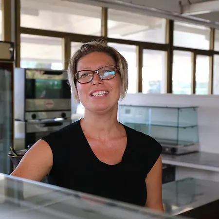Lido Tropical אתר קמפינג