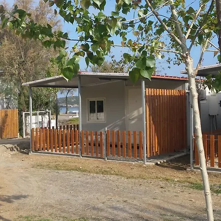 אתר קמפינג Lido Tropical דיאמנטה